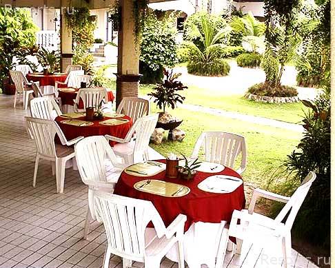 Costabella Tropical Beach Resort 7